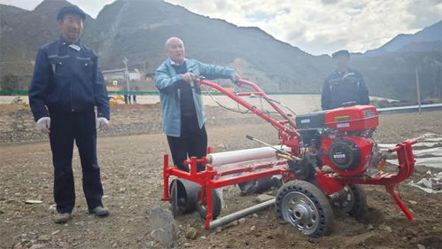 舟曲 高科技农业机械 引领农业高科技发展